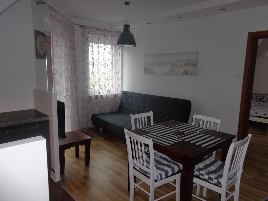 Apartament Lisi Jar ยาสต์เชอเบีย กูรา ภายนอก รูปภาพ
